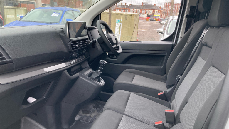 Toyota Proace L2 Diesel 2.0D 145 Active Van